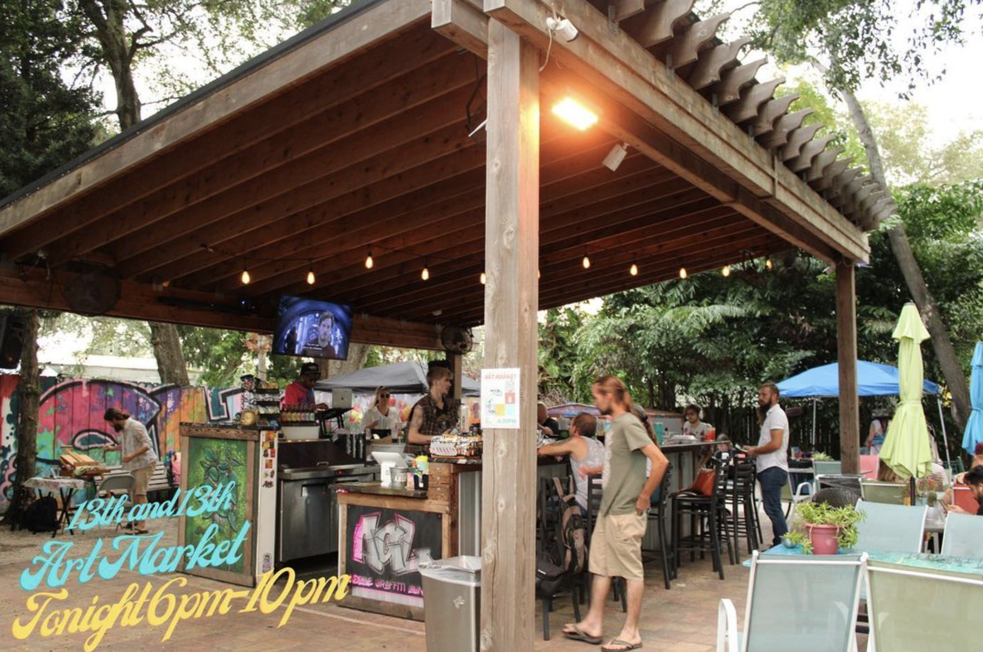 the kava bar at the 13th & 13th art market