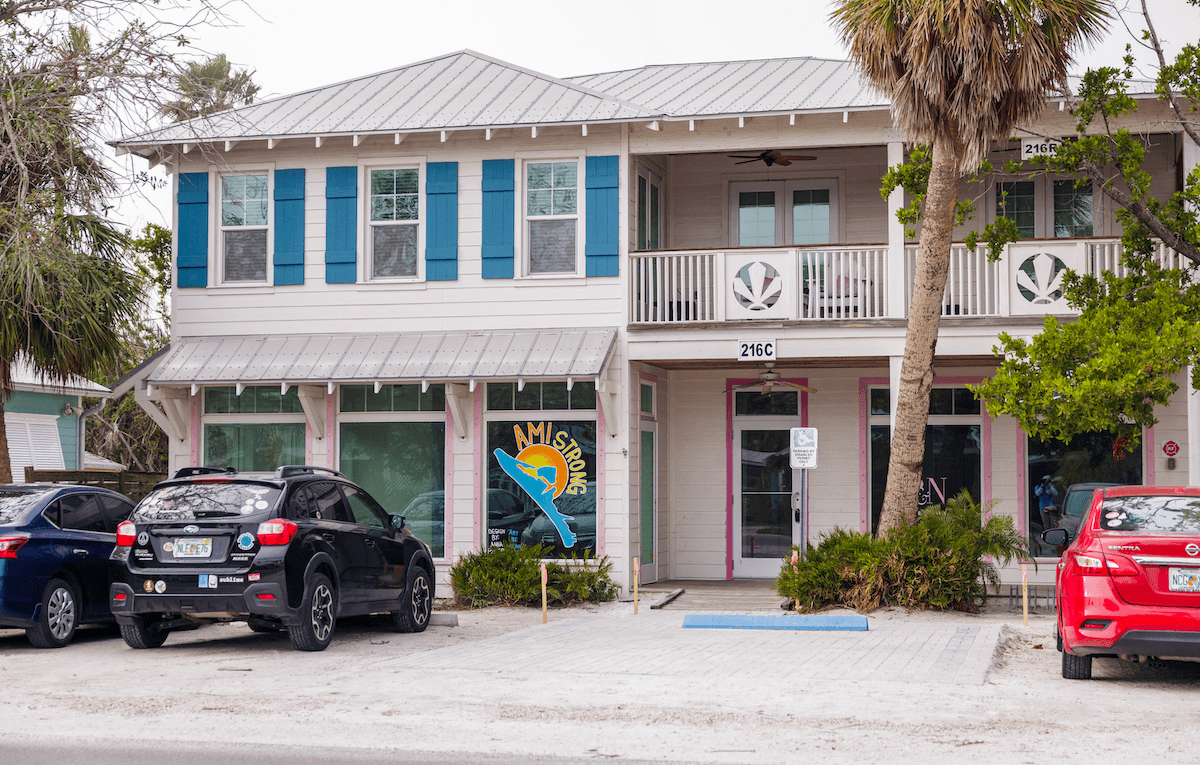 Explore Pine Avenue on Anna Maria Island Explore Pine Avenue on Anna Maria Island